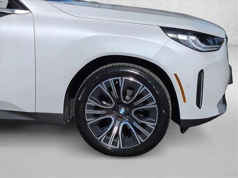 Used 2025 BMW X3 xDrive30i w/ Premium Package image 25