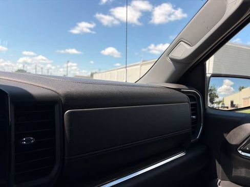 Used 2023 Chevrolet Silverado 1500 RST AWD/4WD image 23