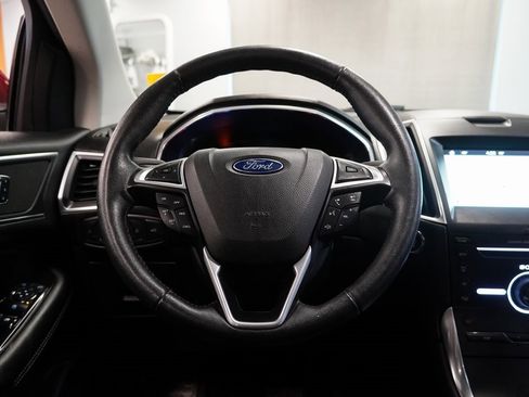 Used 2016 Ford Edge Titanium w/ Technology Package image 18