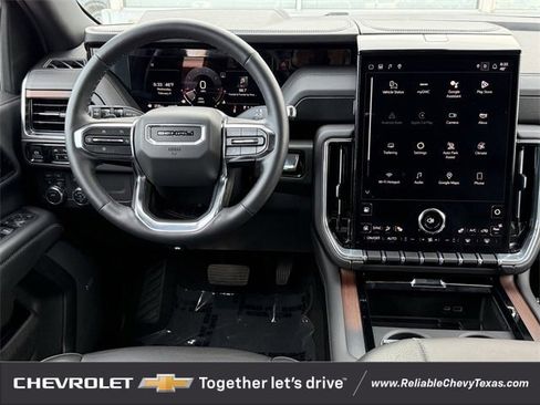 Certified 2025 GMC Yukon Denali image 12