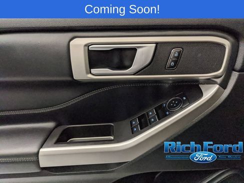 Certified 2024 Ford Explorer XLT image 21