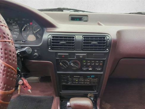 Used 1992 Honda Accord EX image 18