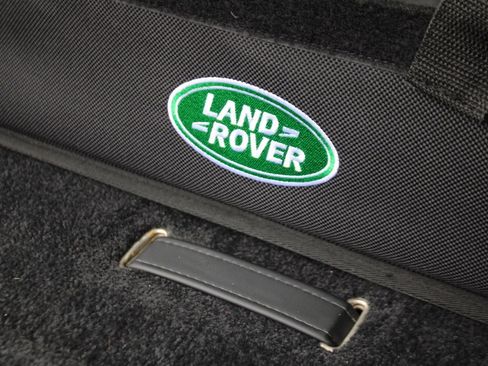 Certified 2023 Land Rover Range Rover SE image 36