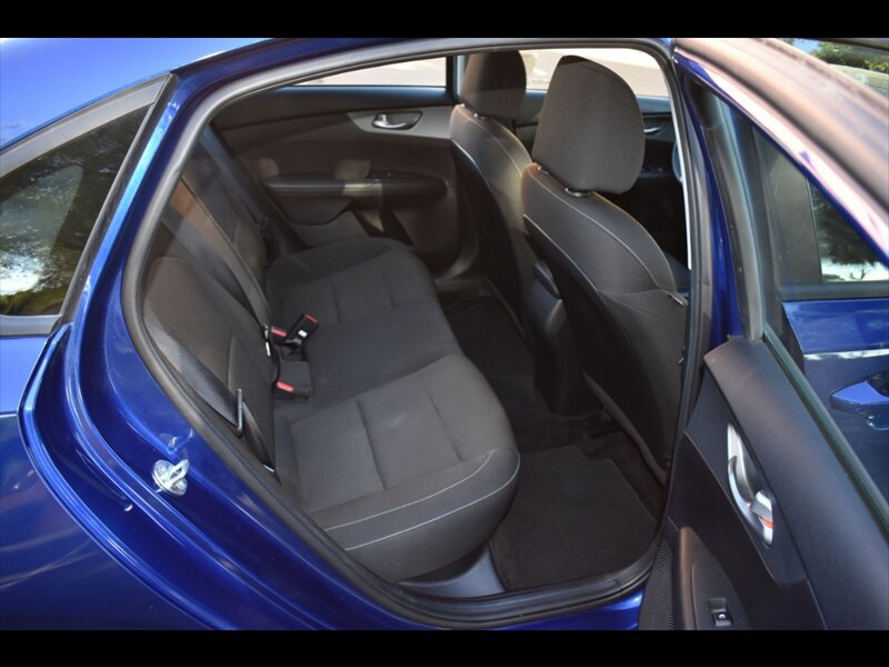Used 2021 Kia Forte LXS FWD image 25