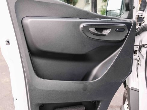 Used 2025 Mercedes-Benz Sprinter 3500 image 22