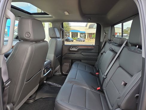 New 2026 GMC Sierra 3500 Denali w/ Denali Reserve Package image 8