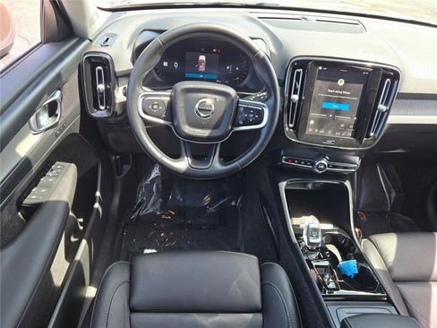 Used 2024 Volvo XC40 B5 Plus AWD/4WD image 21