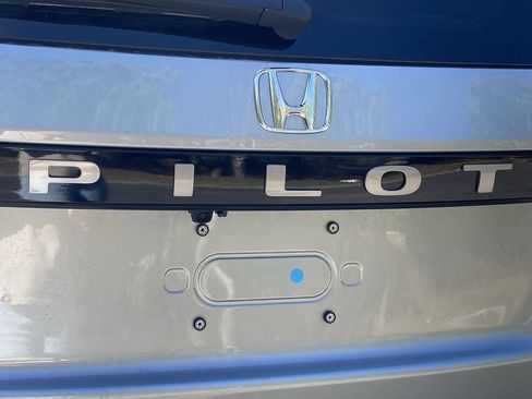 New 2026 Honda Pilot EX-L image 30