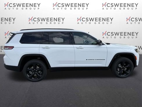 New 2026 Jeep Grand Cherokee L Limited w/ Limited Altitude Package RWD image 7