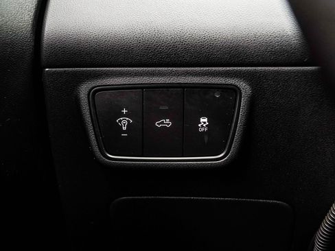 Used 2024 Hyundai Santa Cruz Night AWD/4WD image 32