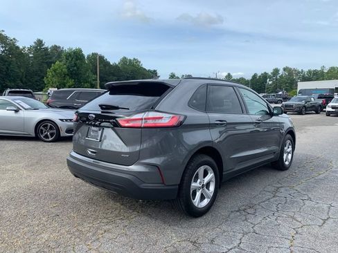 Used 2024 Ford Edge SE AWD/4WD image 9