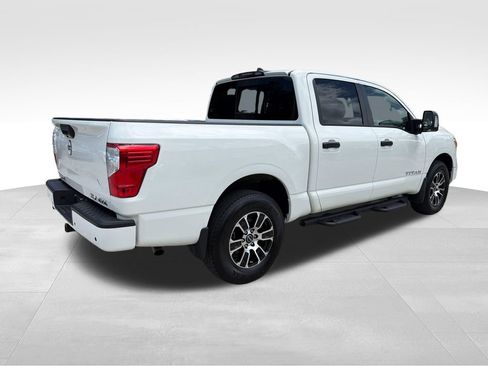 Certified 2024 Nissan Titan SV w/ SV Convenience Package AWD/4WD image 8