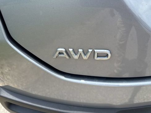 Used 2023 Honda Pilot Touring image 14
