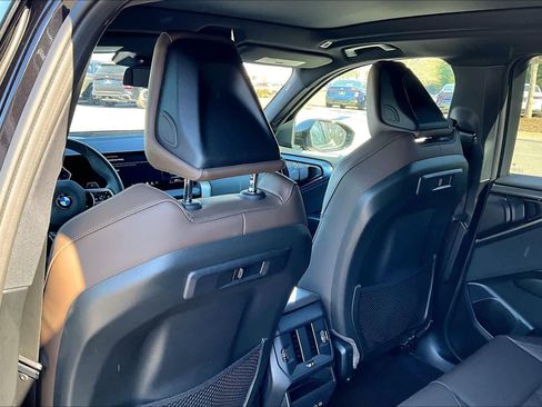 Used 2025 BMW X3 xDrive30i image 22