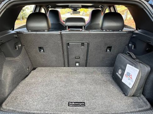 Used 2022 Volkswagen GTI SE w/ SE Leather Package image 47