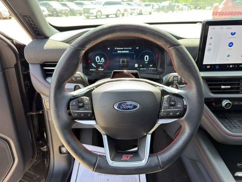 Used 2025 Ford Explorer ST w/ Sun And Sound Package AWD/4WD image 38