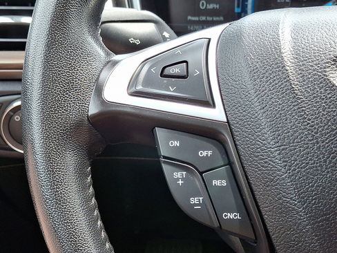 Used 2017 Ford Fusion Energi SE image 23