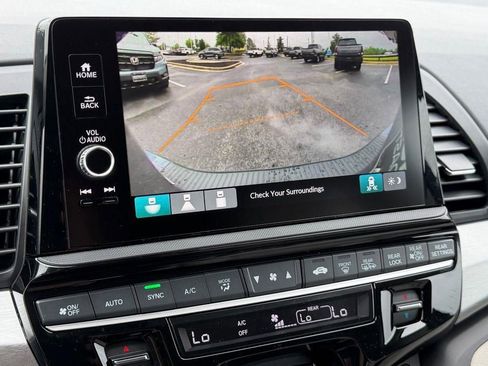 New 2026 Honda Odyssey EX-L image 24
