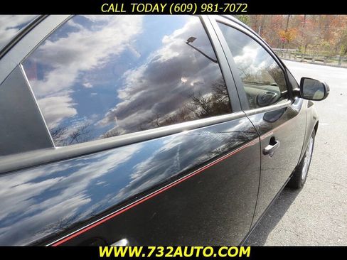 Used 2011 Kia Forte EX w/ Fuel Economy Pkg image 18