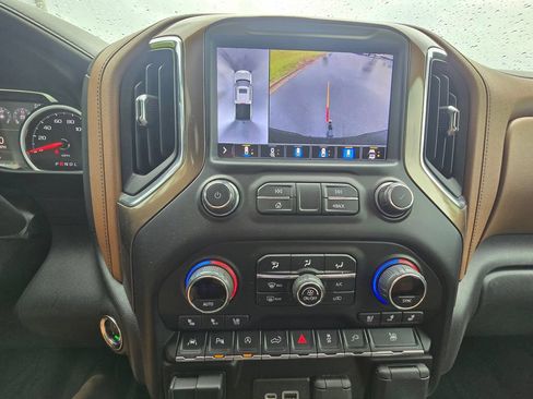 Certified 2021 Chevrolet Silverado 1500 High Country w/ Technology Package AWD/4WD image 32