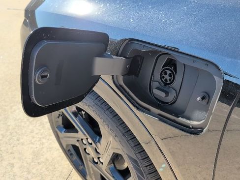 New 2026 Chevrolet Equinox EV RS image 35