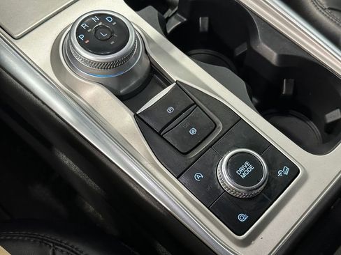 Used 2023 Ford Explorer XLT w/ Equipment Group 202A image 22