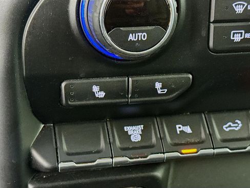 Used 2020 Chevrolet Silverado 2500 LT w/ All Star Edition image 20