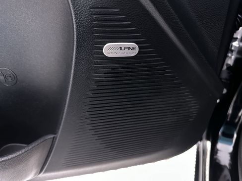 Used 2017 Dodge Challenger GT w/ Technology Group image 61