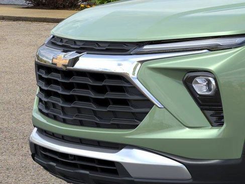 New 2026 Chevrolet TrailBlazer LT AWD/4WD image 13