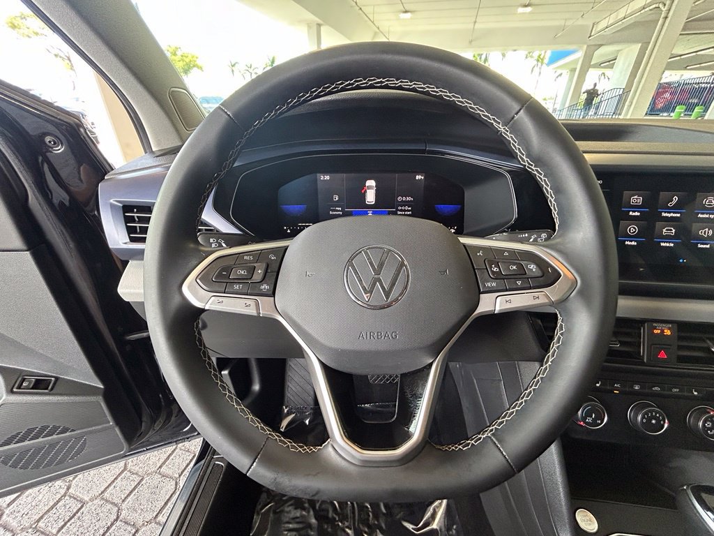 Used 2022 Volkswagen Taos SE FWD image 15