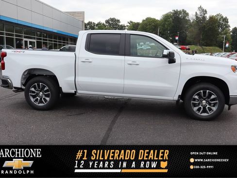 New 2026 Chevrolet Silverado 1500 LT w/ Convenience Package II AWD/4WD image 1