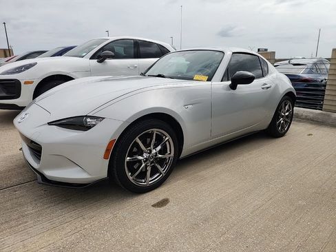 Used 2017 MAZDA MX-5 Miata RF Club RWD image 1