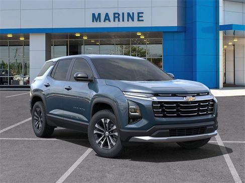 New 2026 Chevrolet Equinox LT w/ Safety and Technology Package image 7