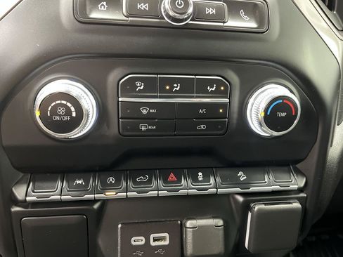 Certified 2024 GMC Sierra 1500 Pro w/ Pro Value Package AWD/4WD image 21