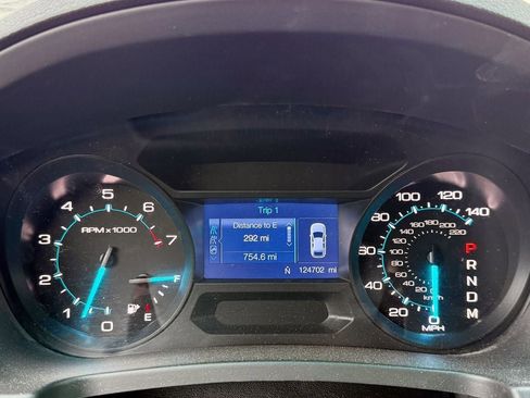 Used 2015 Ford Explorer XLT AWD/4WD image 20