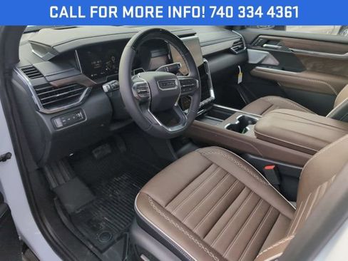 New 2026 GMC Acadia Denali Ultimate w/ LPO, Floor Liner Package image 12