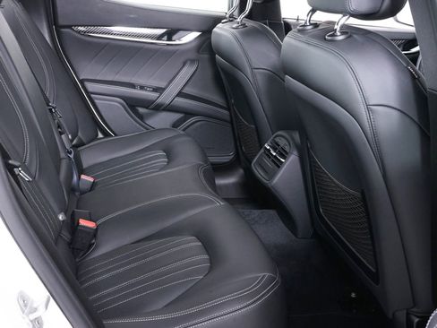 Used 2019 Maserati Ghibli S GranLusso image 29