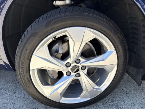 Used 2022 Audi Q5 2.0T Premium Plus image 13