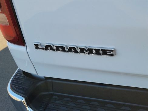 Used 2020 RAM 1500 Laramie image 22