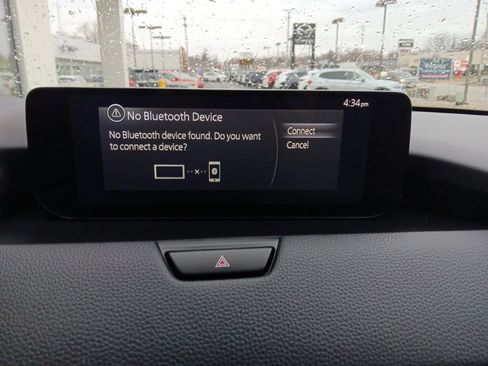 Certified 2024 MAZDA CX-90 Plug-In Hybrid w/ Preferred image 22