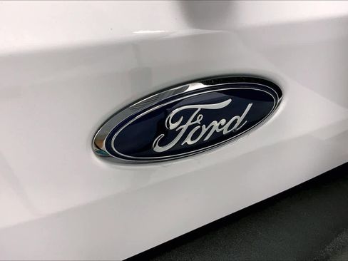 New 2025 Ford Bronco Base image 13