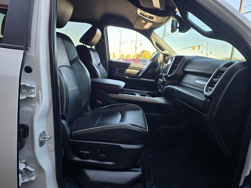 Used 2022 RAM 2500 Laramie w/ Night Edition AWD/4WD image 15
