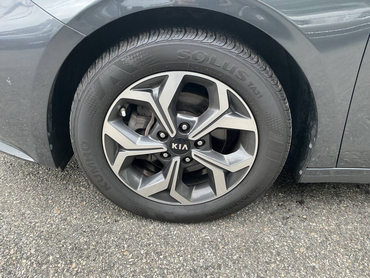 Used 2021 Kia Forte LXS FWD image 12