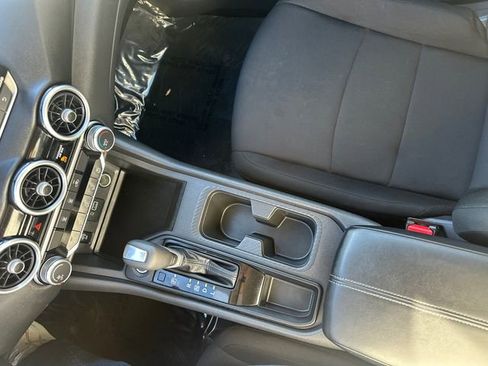 Used 2025 Nissan Sentra S image 33