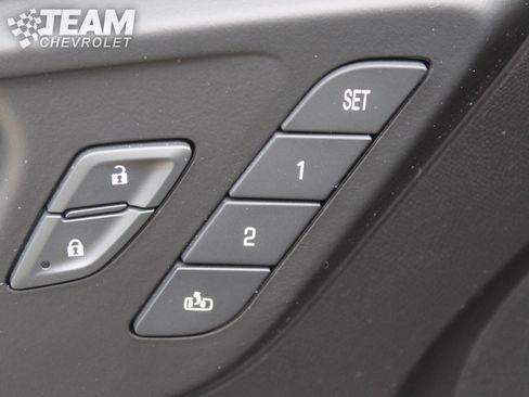 Used 2023 Chevrolet Malibu LT FWD image 11
