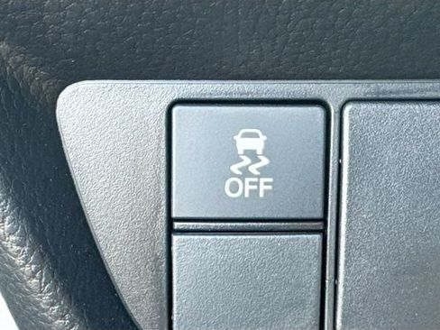 Certified 2025 Honda HR-V LX image 13