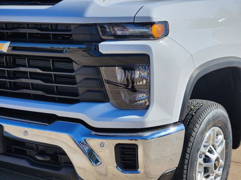 New 2026 Chevrolet Silverado 2500 W/T w/ WT/CX Safety Package image 17