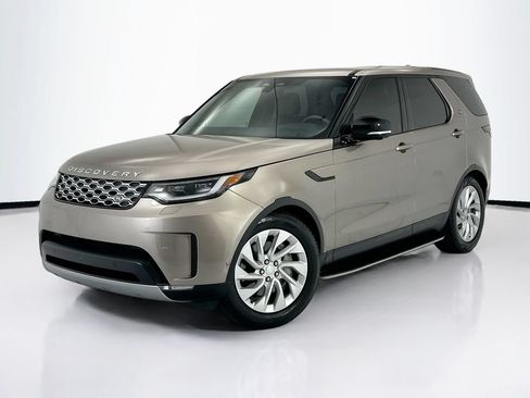 Certified 2025 Land Rover Discovery S AWD/4WD image 1