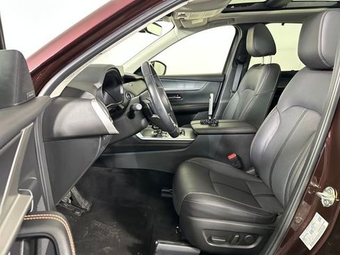 Used 2024 MAZDA CX-90 3.3 Turbo w/ Premium Package image 11