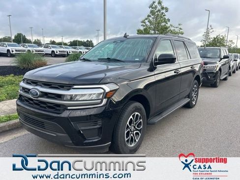 Used 2024 Ford Expedition XLT AWD/4WD image 1